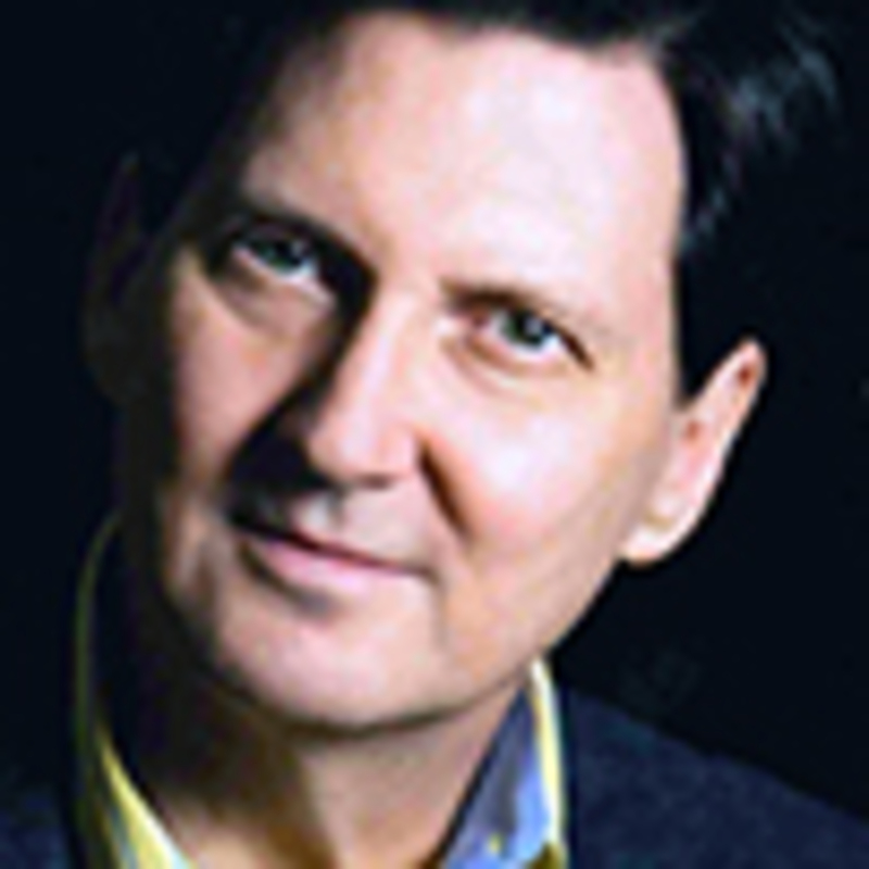 Warren Kelley
