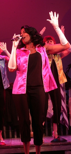 Regina LeVert with Karyn Quackenbush and Meghan Duffy in Goodspeed's THE BIKINIS. (c)Diane Sobolewski