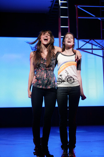 Melissa Benoist and Meghann Fahy in Goodspeed's The Unauthorized Autobiography of Samantha Brown. (c) Diane Sobolewski.