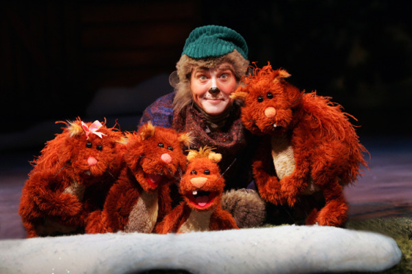 Justin Bohon in Goodspeed's Emmet Otter. (c) Diane Sobolewski.