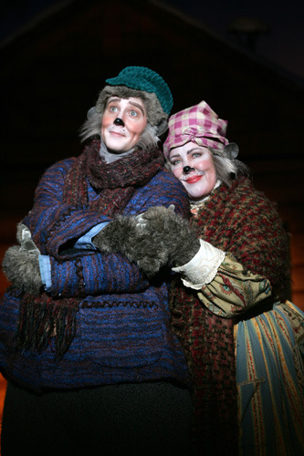 Justin Bohon and Kathy Fitzgerald in Goodspeed's Emmet Otter. (c) Diane Sobolewski.