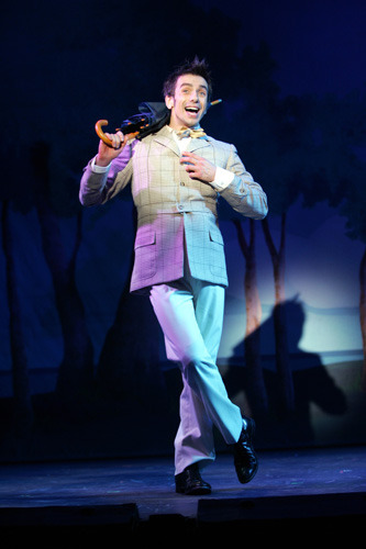 Jon Peterson in Goodspeed Musicals' HALF A SIXPENCE. (c) Diane Sobolewski.
