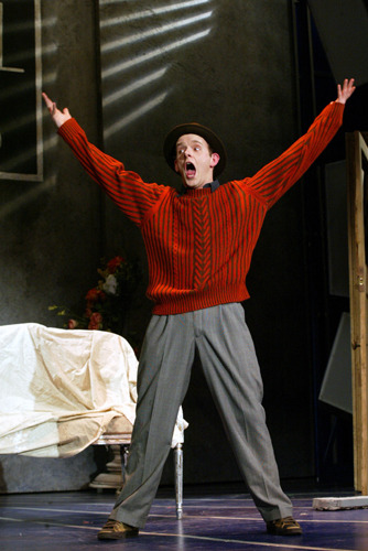 David Elder in Goodspeed's SINGIN' IN THE RAIN. (c) Diane Sobolewski